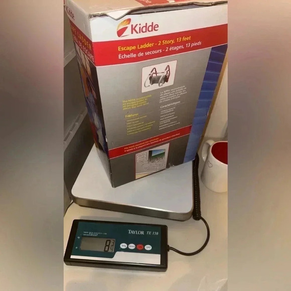 NWT KIDDE Emergency 2 Story, 13 Feet Long, Escape Ladder 1,000 lb Load Capacity - Picture 3 of 6